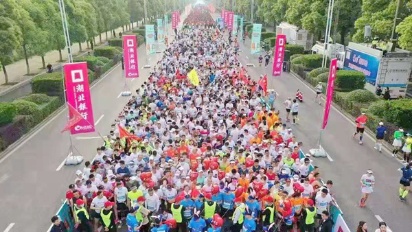 起跑.jpg 起跑.jpg