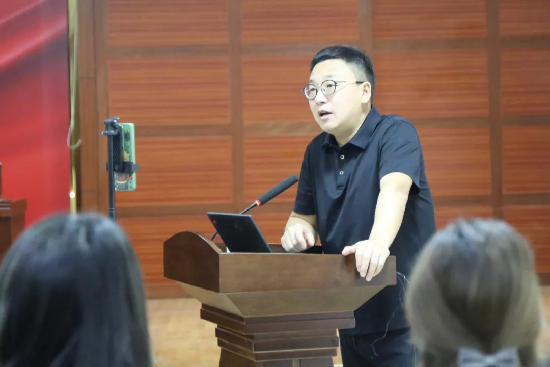 640.webp (1).png 640.webp (1).png