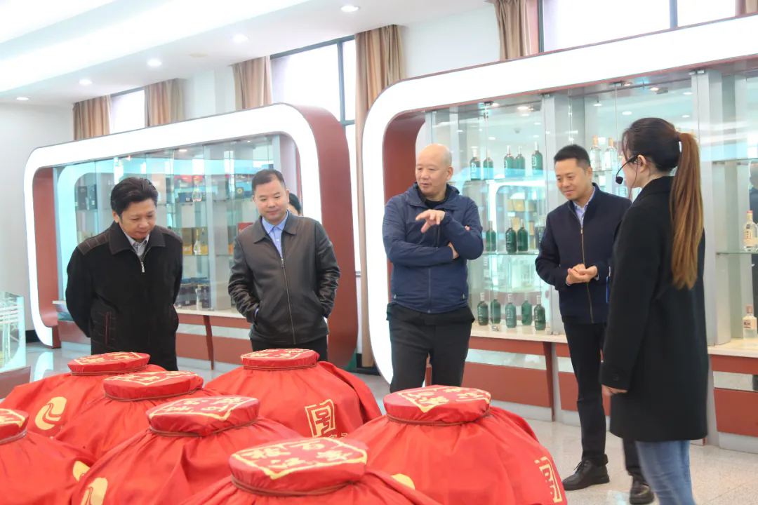 640.webp.png 640.webp.png